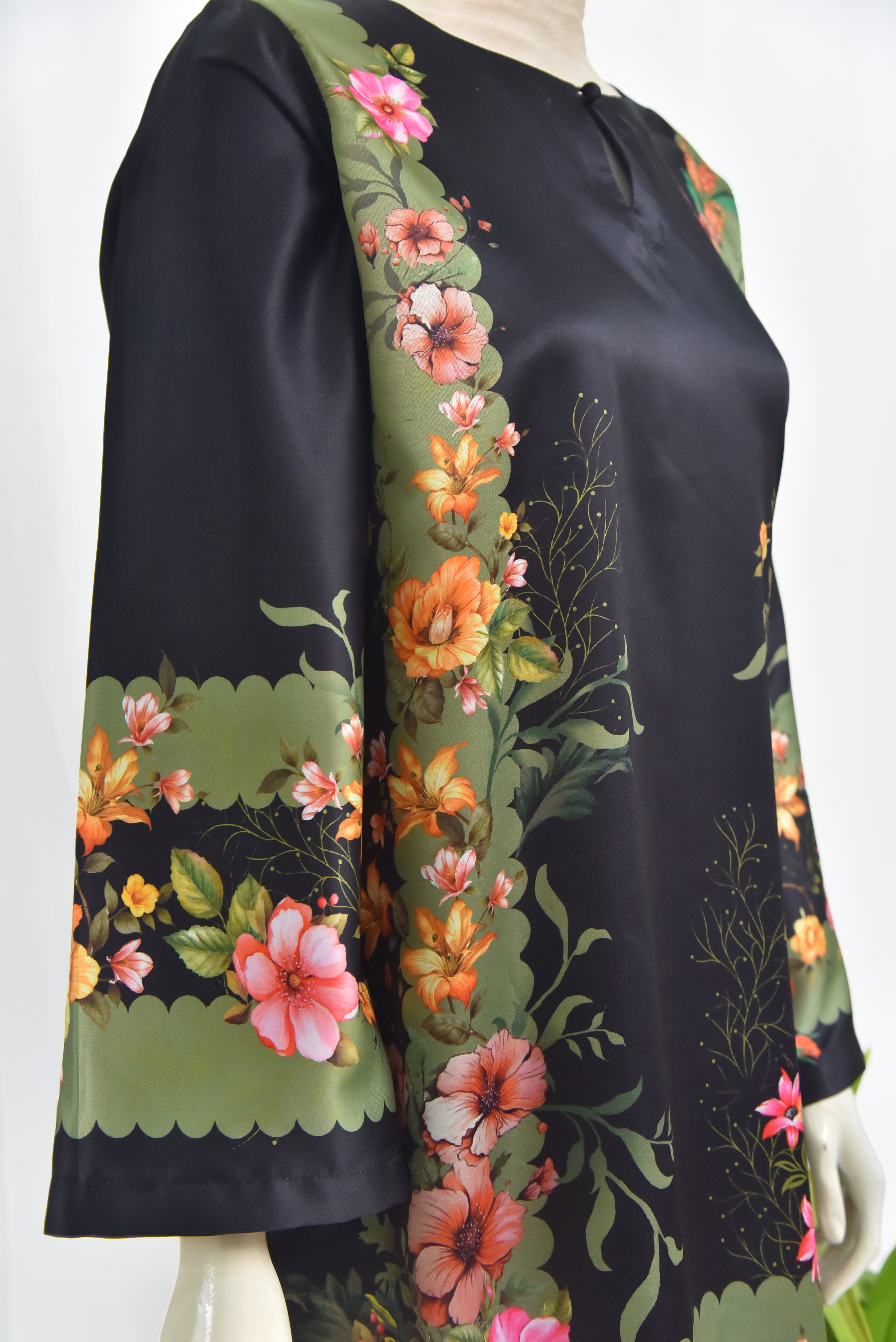 Printed Silk 2-Piece Suit