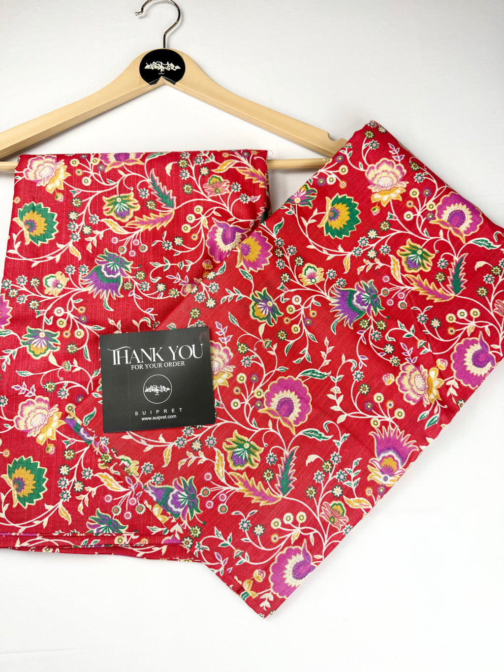 Red Chase 2Pcs Unstitched